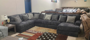 Mammoth Smoke Sectional (Non-Reclining)