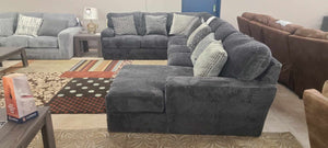 Mammoth Smoke Sectional (Non-Reclining)