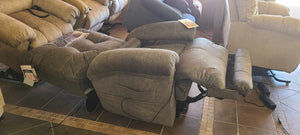 Longevity Graphite Lift Chair by Catnapper