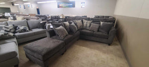 Tori Slate Sectional (Non-Reclining)