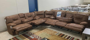 Voyager Elk Reclining Sectional by Catnapper