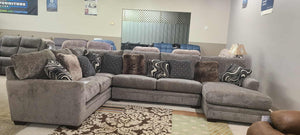 Kingston Sectional (Non-Reclining)
